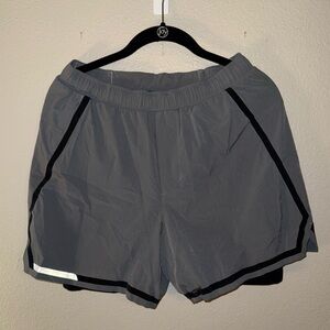 Lululemon Men’s Grey Shorts